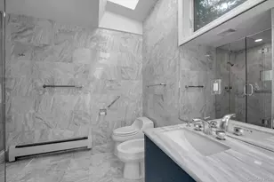 219-44 Peck Ave, Hollis, NY 11427 - Photo 23