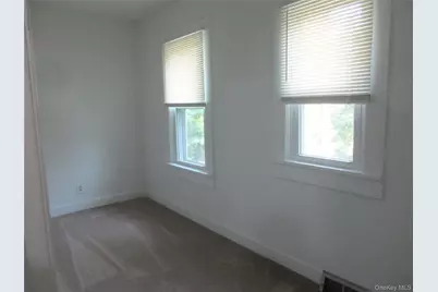 304-306 Roosa Gap Road #304, Bloomingburg, NY 12721 - Photo 9