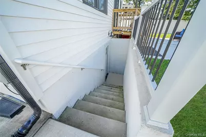 41 Eldridge Avenue, Hempstead, NY 11550 - Photo 41