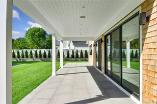 135 South Rd, Westhampton, NY 11977 - Photo 35