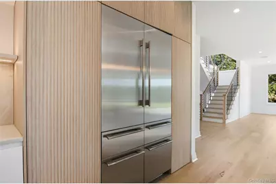 135 South Road, Westhampton, NY 11977 - Photo 17