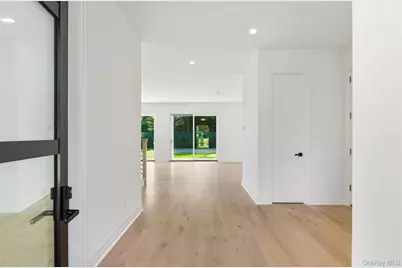 135 South Road, Westhampton, NY 11977 - Photo 5