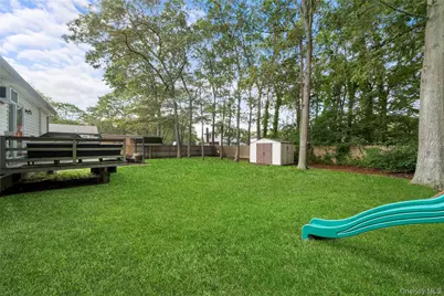 139 Forrest Avenue, Shirley, NY 11967 - Photo 23