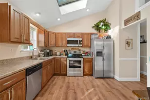 139 Forrest Ave, Shirley, NY 11967 - Photo 7