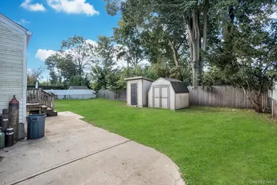 355 Sylvan Lane, Westbury, NY 11590 - Photo 27