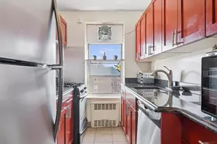 67-12 Yellowstone Blvd, Forest Hills, NY 11375 - Photo 13