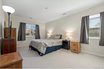 75 Eric Drive, Middle Island, NY 11953 - Photo 17