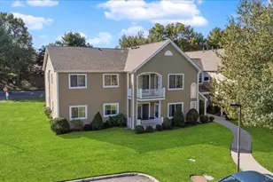 75 Eric Dr, Middle Island, NY 11953 - Photo 23