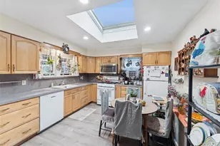 128 Fairfield St, Valley Stream, NY 11581 - Photo 7