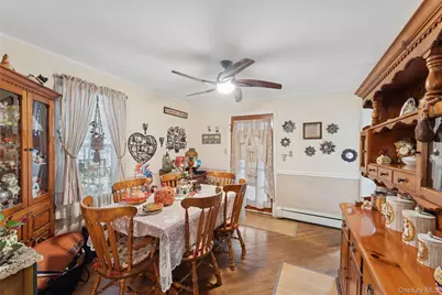 128 Fairfield Street, Valley Stream, NY 11581 - Photo 5