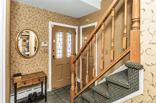 791 Caryl St, Franklin Square, NY 11010 - Photo 3