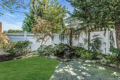 791 Caryl Street, Franklin Square, NY 11010 - Photo 17