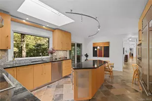 34 Blair Rd, Armonk, NY 10504 - Photo 15