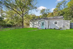 27 Peckham Rd, Poughkeepsie, NY 12603 - Photo 3