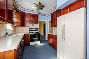 27-19 Murray St, Flushing, NY 11354 - Photo 7