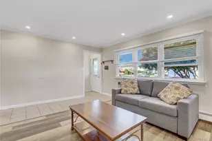 123 Cottage Blvd, Hicksville, NY 11801 - Photo 3