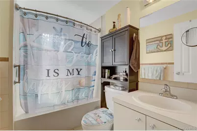 123 Cottage Boulevard, Hicksville, NY 11801 - Photo 11