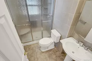 123 Cottage Blvd, Hicksville, NY 11801 - Photo 13