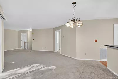 307 Gazebo Court, New Windsor, NY 12553 - Photo 9