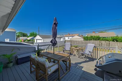 68 Tyler Street, Freeport, NY 11520 - Photo 17