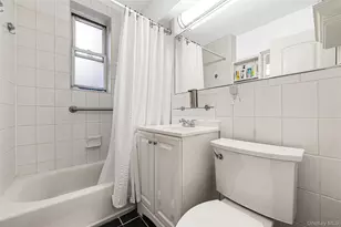 102-55 67th Dr, Forest Hills, NY 11375 - Photo 21