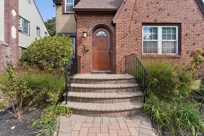 9 Troy Place, Merrick, NY 11566 - Photo 21