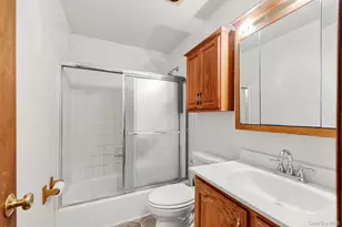 29 Strathmore Dr, New City, NY 10956 - Photo 13