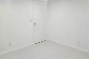 225-19 141st Ave, Springfield Gardens, NY 11413 - Photo 9