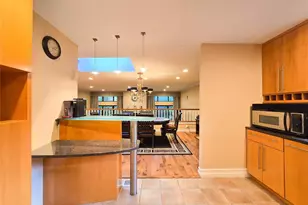 54 Acorn Ponds Dr, Roslyn, NY 11576 - Photo 17