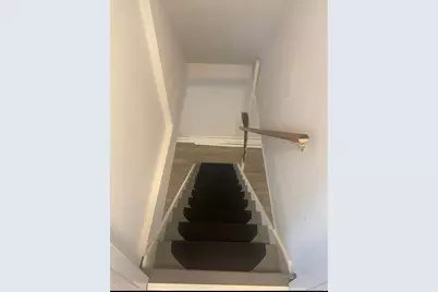 211 Mineola Avenue, Carle Place, NY 11514 - Photo 7