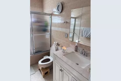 7818 65th Street, Glendale, NY 11385 - Photo 7