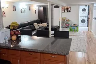 78-18 65th St, Glendale, NY 11385 - Photo 19