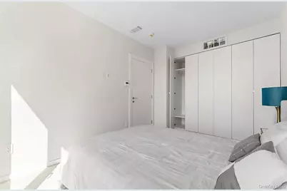 13243 Metropolitan Avenue #3E, Richmond Hill, NY 11418 - Photo 7