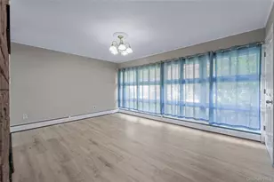 71 Chimney Ln, Levittown, NY 11756 - Photo 5