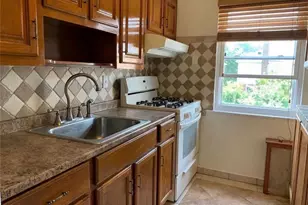 150-16 26th Ave, Flushing, NY 11354 - Photo 9