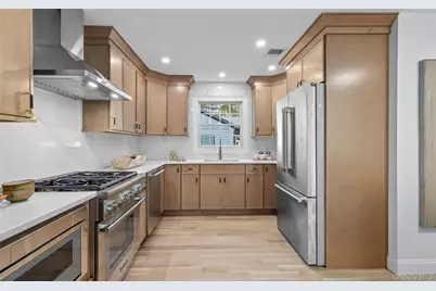 685 Springs Fireplace Road, East Hampton, NY 11937 - Photo 9