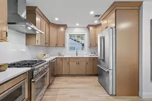 685 Springs Fireplace Rd, East Hampton, NY 11937 - Photo 9