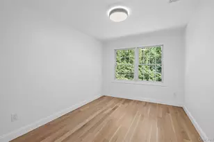 685 Springs Fireplace Rd, East Hampton, NY 11937 - Photo 19