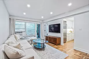 40 Schenck Ave, Great Neck, NY 11021 - Photo 3