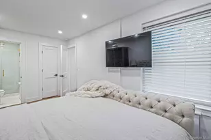 40 Schenck Ave, Great Neck, NY 11021 - Photo 11