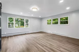 14 Windsor Dr, New Windsor, NY 12553 - Photo 13