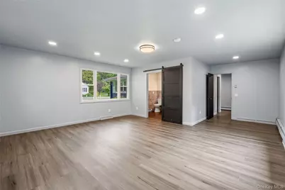 14 Windsor Drive, New Windsor, NY 12553 - Photo 11