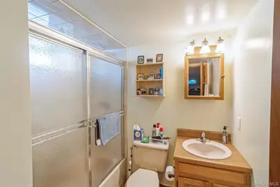 1048 Windermere Road, Franklin Square, NY 11010 - Photo 25