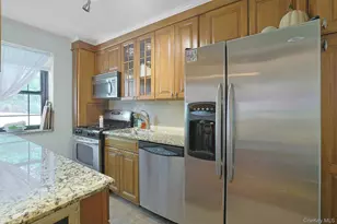 1279 California Rd, Eastchester, NY 10709 - Photo 11
