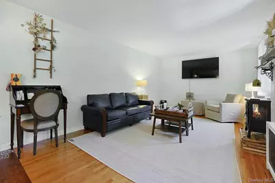 1279 California Road #2L, Eastchester, NY 10709 - Photo 9