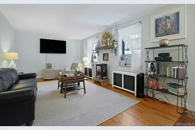 1279 California Road #2L, Eastchester, NY 10709 - Photo 7