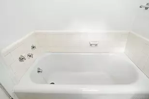 11 Robinhood Rd, White Plains, NY 10605 - Photo 33