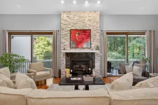 11 Willada Ln, Glen Cove, NY 11542 - Photo 9