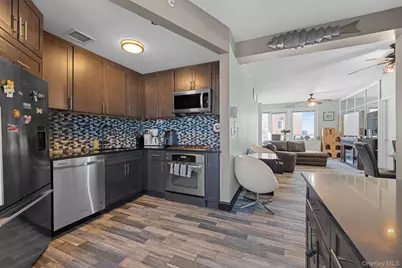 118-20 Ocean Promenade #6D, Rockaway Park, NY 11694 - Photo 3