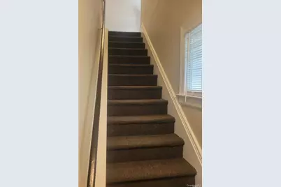 36 Lee Avenue, Hicksville, NY 11801 - Photo 5